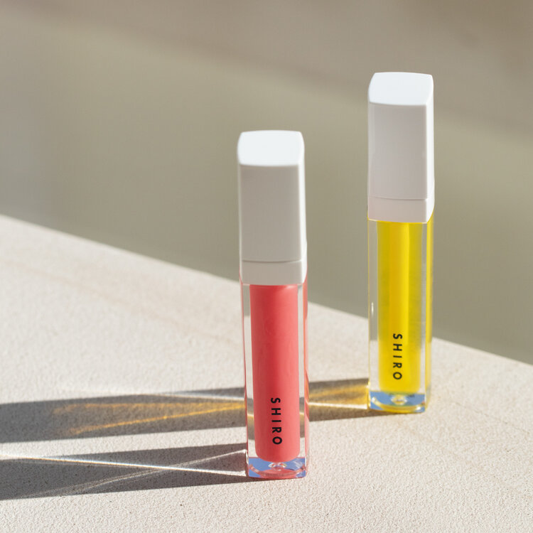 ESSENCE LIP